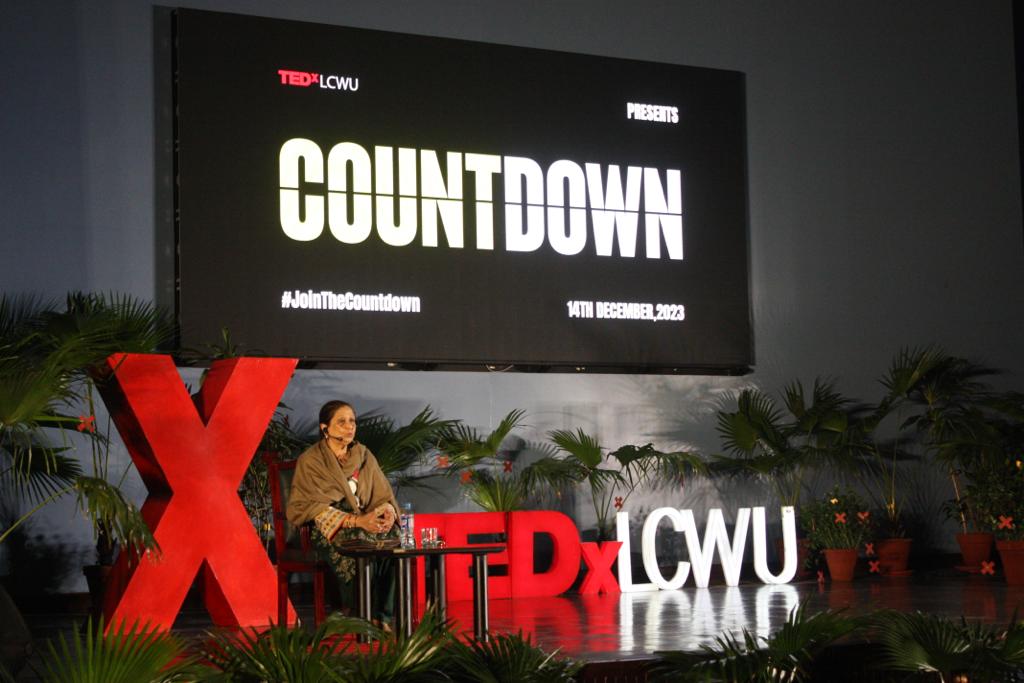 TEDxLCWU1.jpeg - 73.18 kB