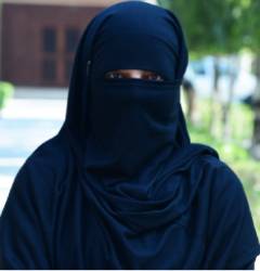Dr. Mahnoor Farooq