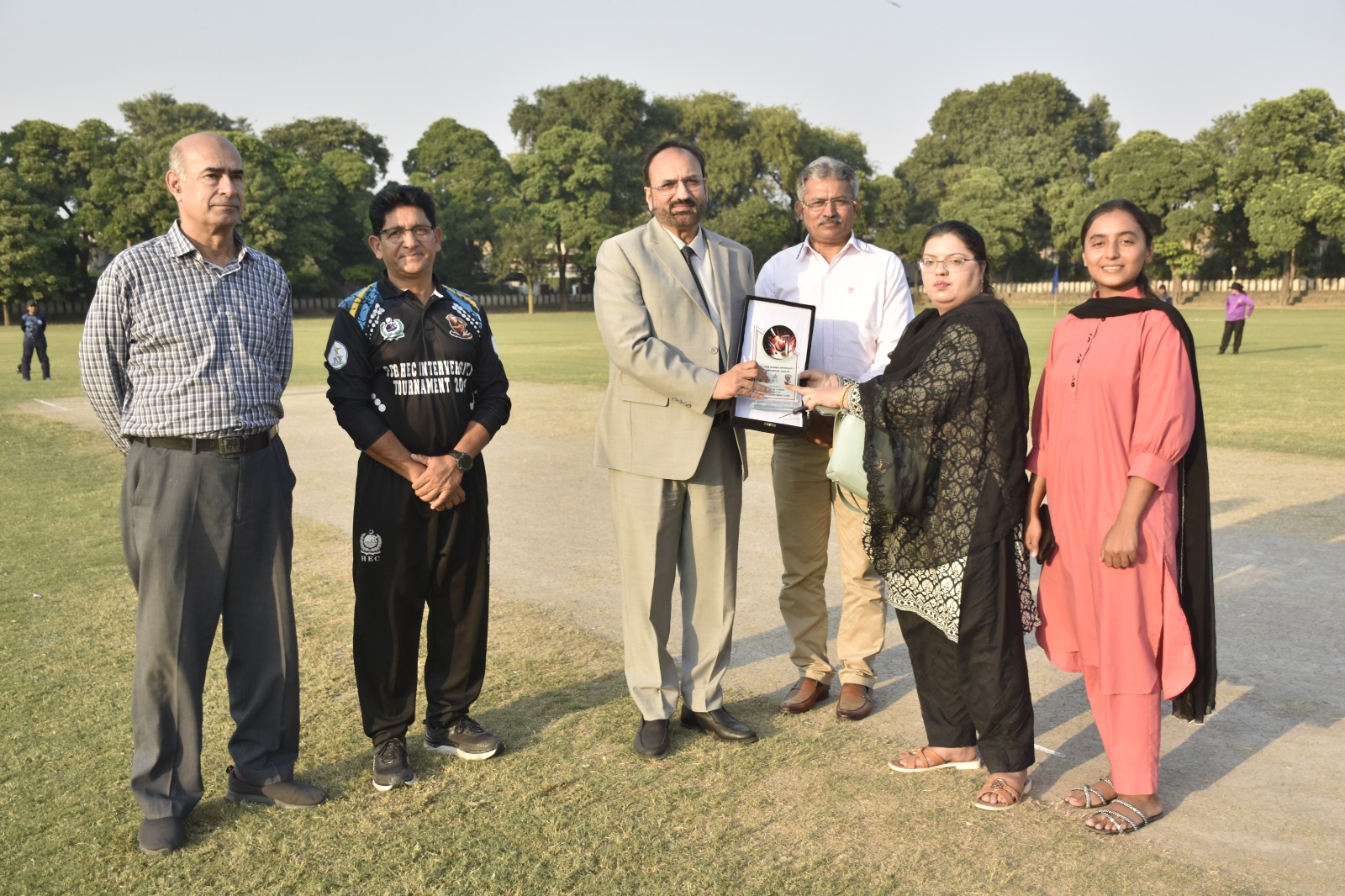 PCB-HECWomenCriketChamp3.jpeg - 496.47 kB
