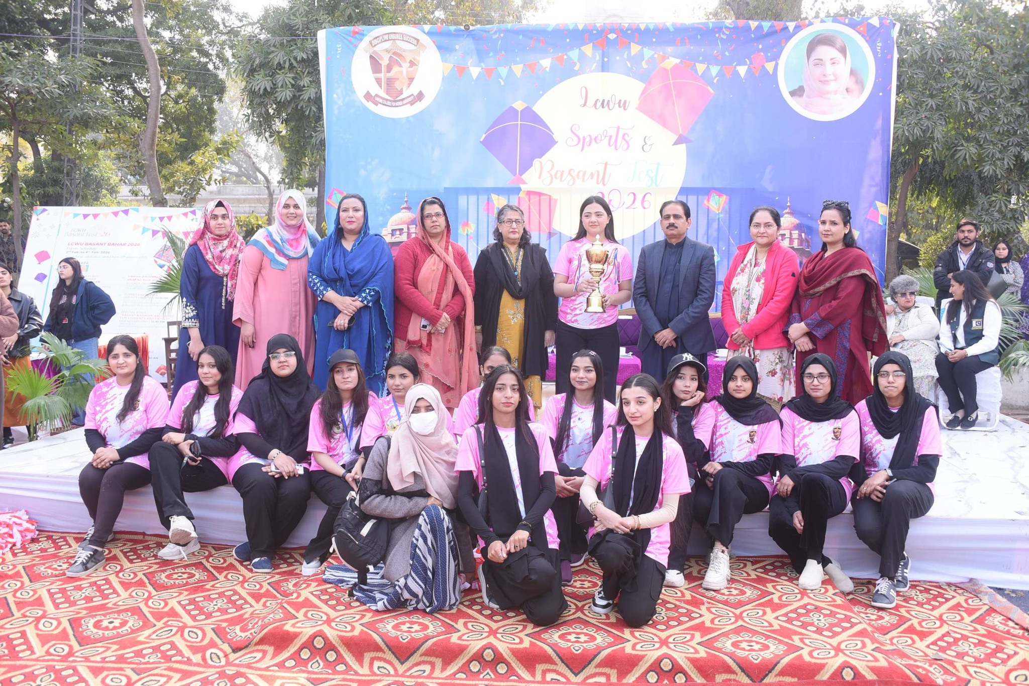 basantSportsFestLCWU7.jpg - 880.76 kB