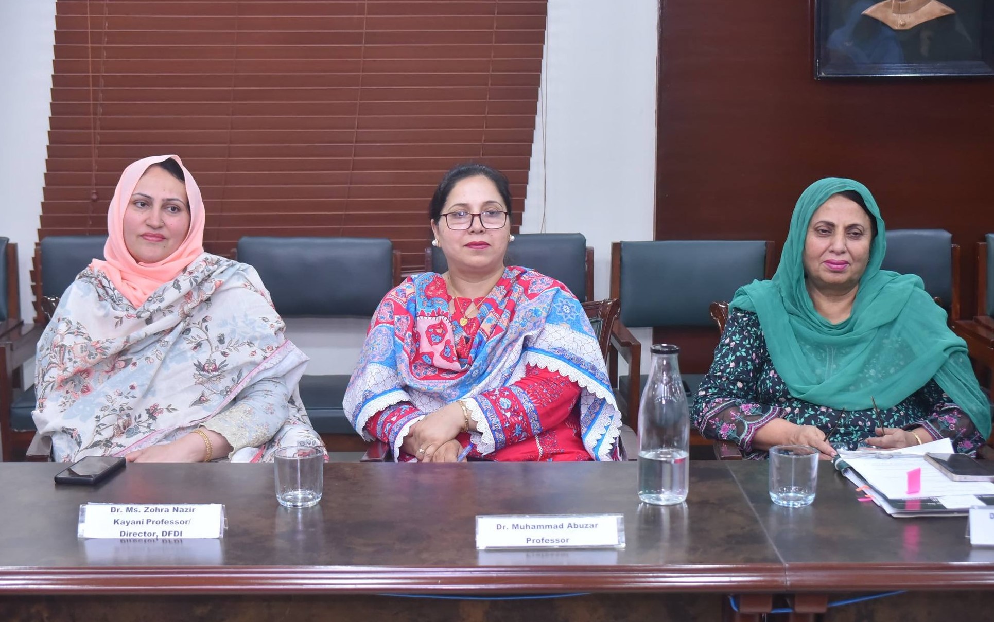 ACUengagmentLCWU6.jpg - 416.00 kB