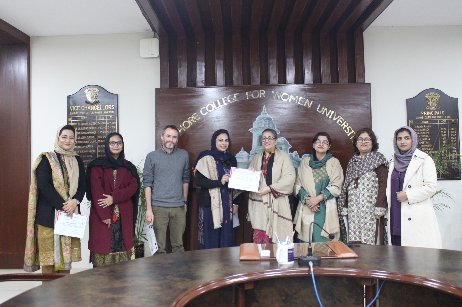 FrenchLangCourse3.jpg - 389.65 kB